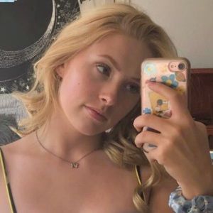 Meet your Posher, Allie